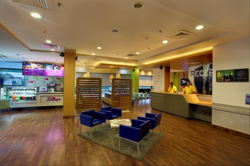 Hotel Caspia Pro Greater Noida Exterior photo
